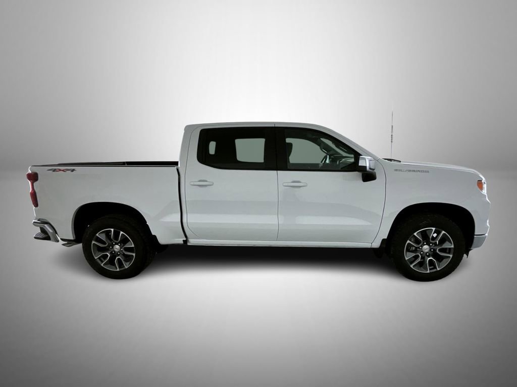 2026 Chevrolet Silverado 1500 LT photo 2