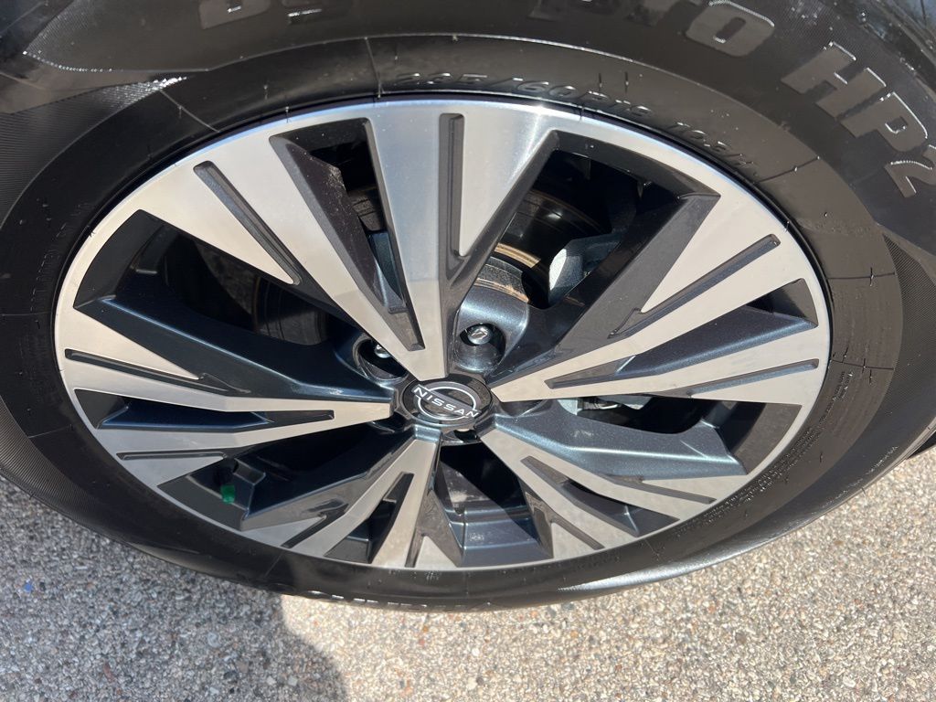 2023 Nissan Rogue SV photo 36