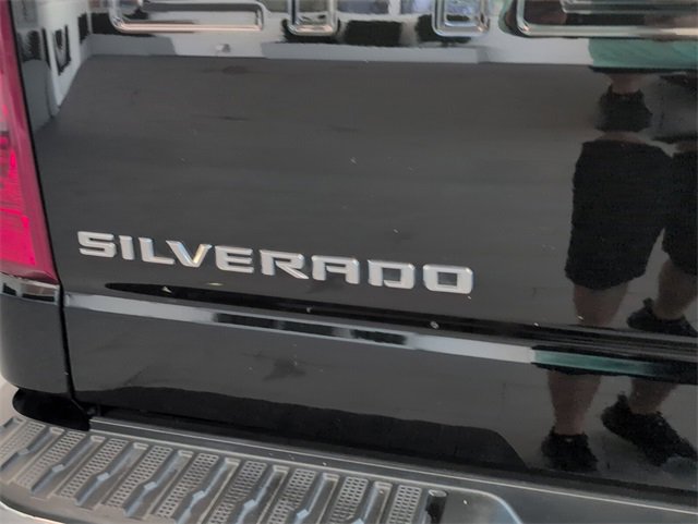 2022 Chevrolet Silverado 1500 LT photo 13