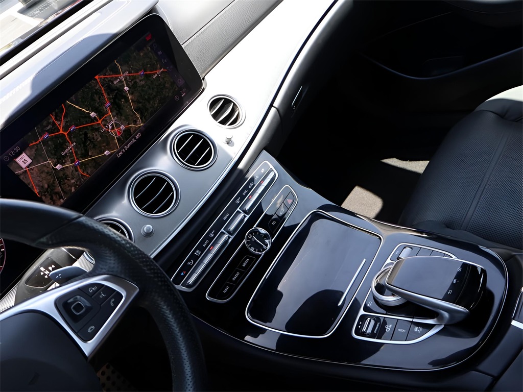 2018 Mercedes Benz E 43 AMG 4MATIC photo 21