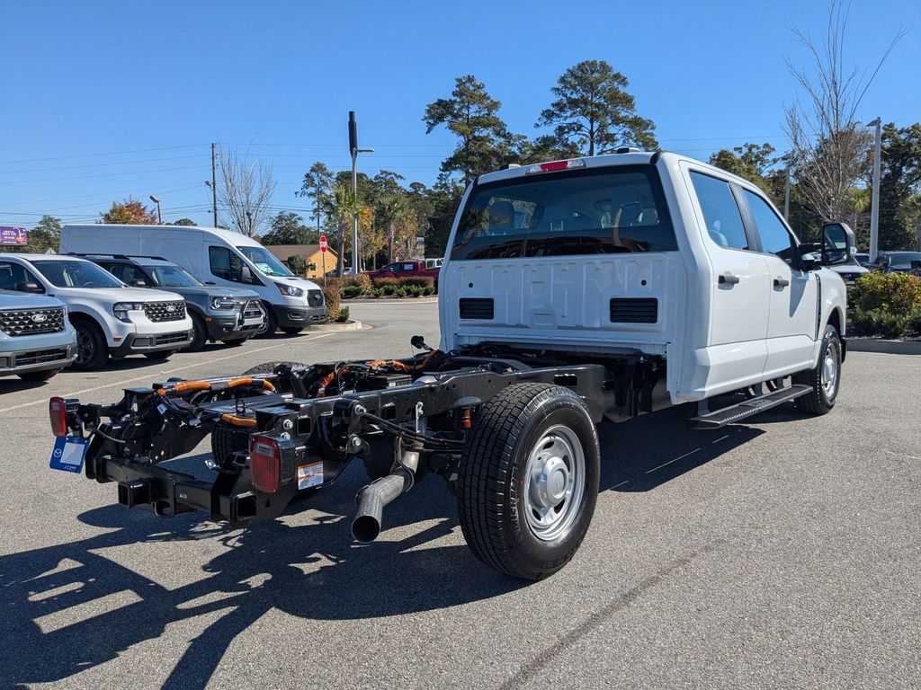 2026 Ford F-250 XL photo 4