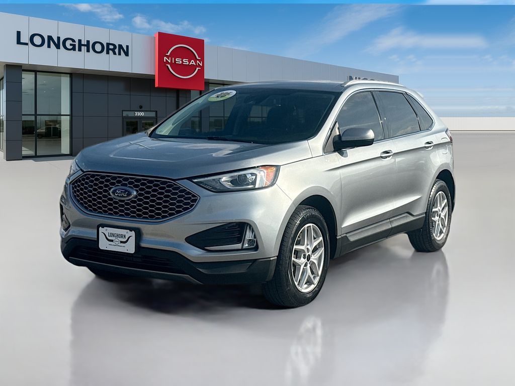 2023 Ford Edge SEL photo 3