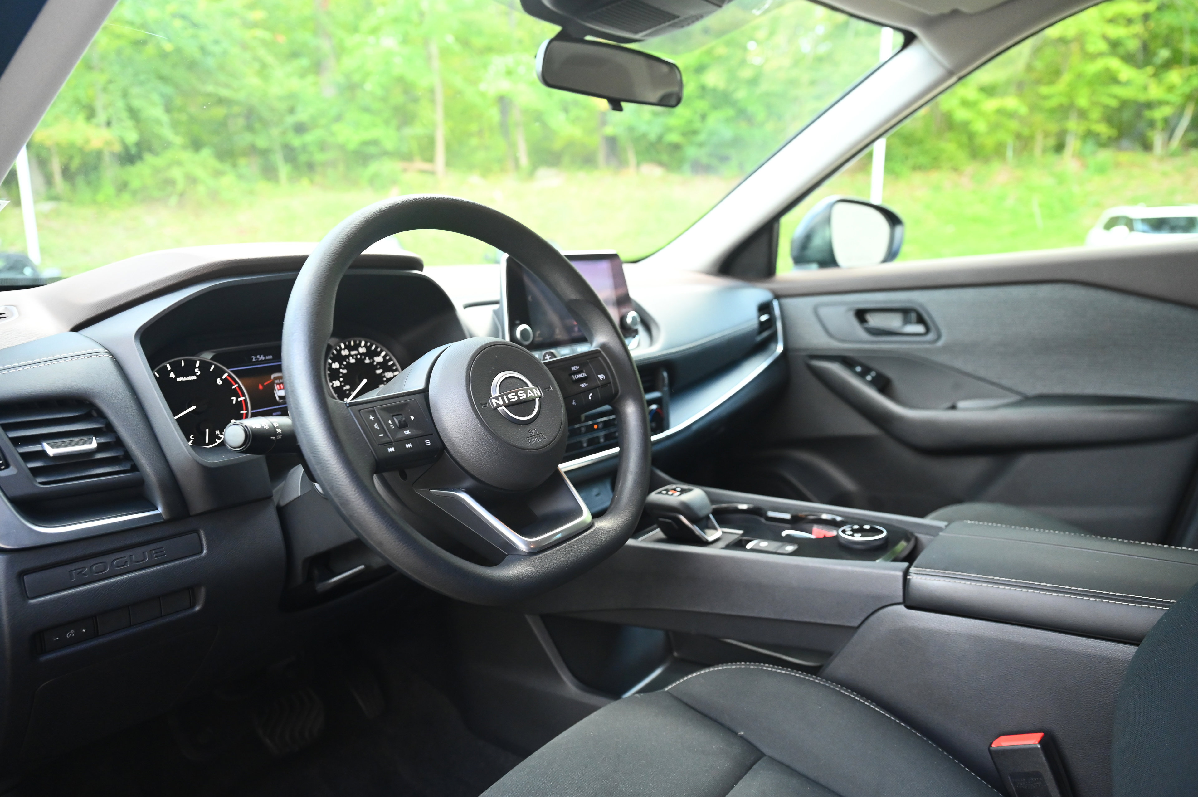 2023 Nissan Rogue S photo 12