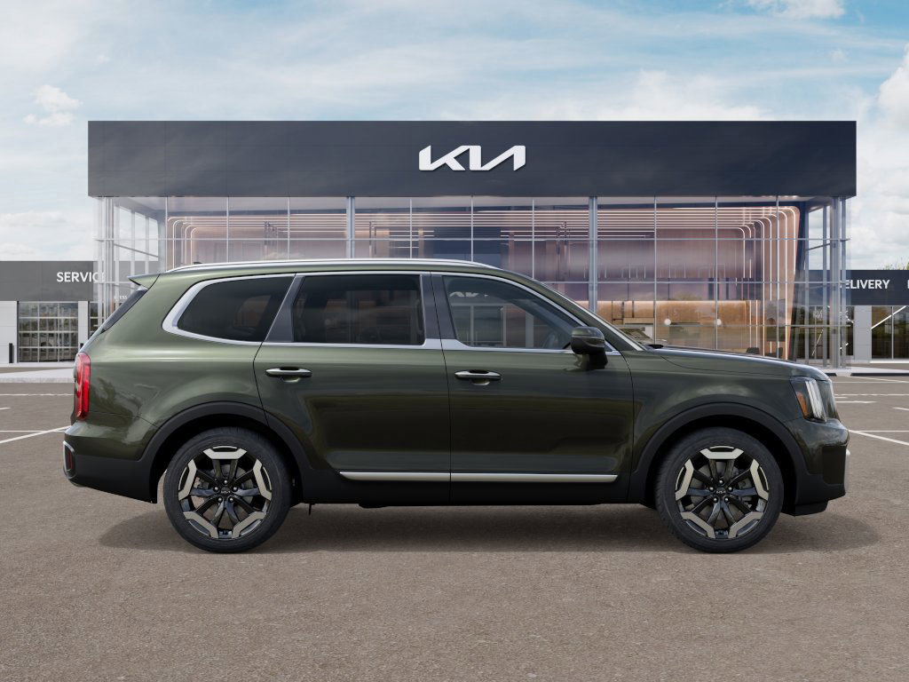 2025 Kia Telluride S photo 3