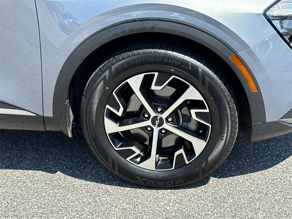 2023 Kia Sportage EX photo 12