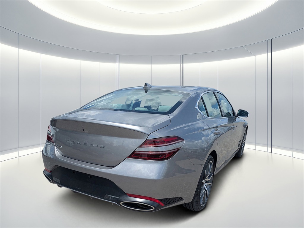 2025 Genesis G70 2.5T photo 3