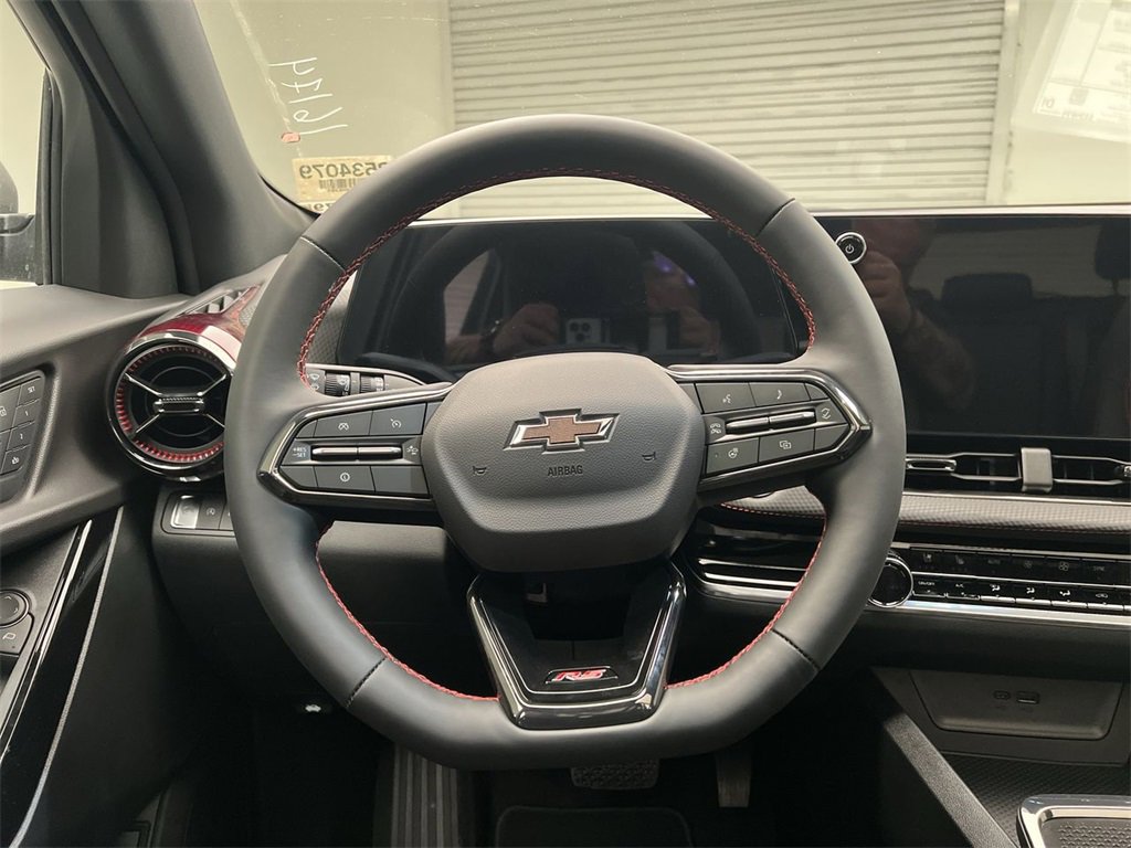 2025 Chevrolet Equinox RS photo 11