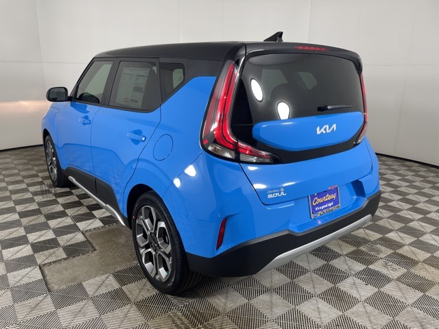 2025 Kia Soul EX photo 6