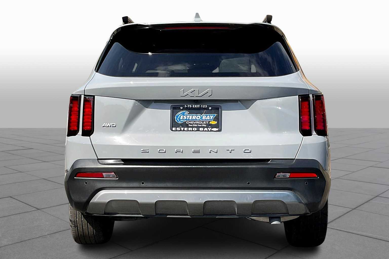 2022 Kia Sorento X-Line EX photo 4