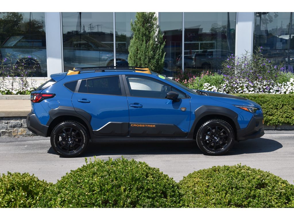 2024 Subaru Crosstrek Wilderness photo 2
