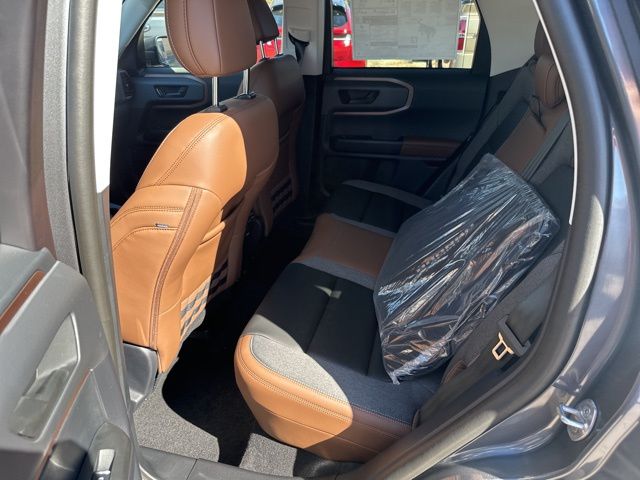 2024 Ford Bronco Sport Outer Banks photo 25