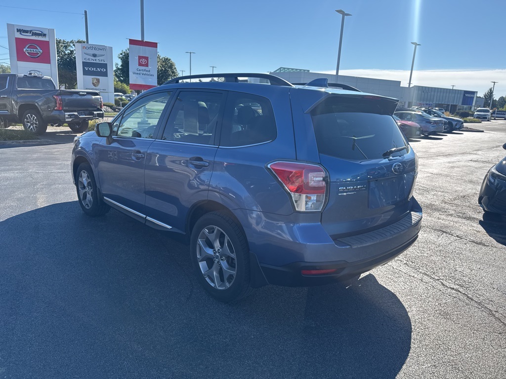 2017 Subaru Forester 2.5i Touring photo 3