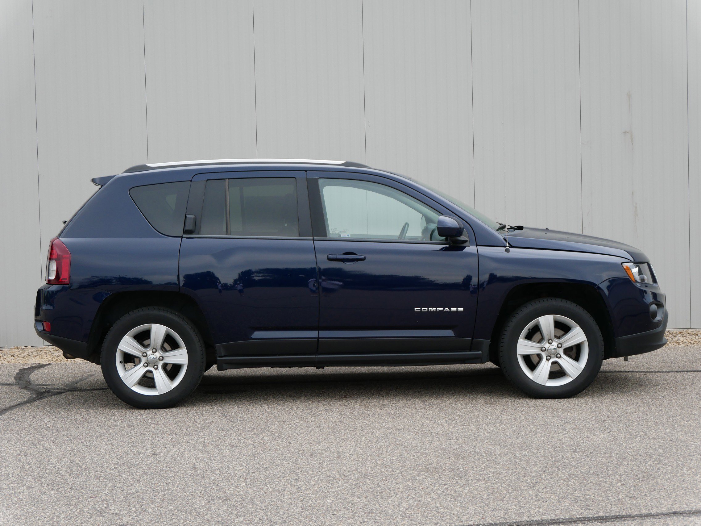 2014 Jeep Compass Latitude photo 5