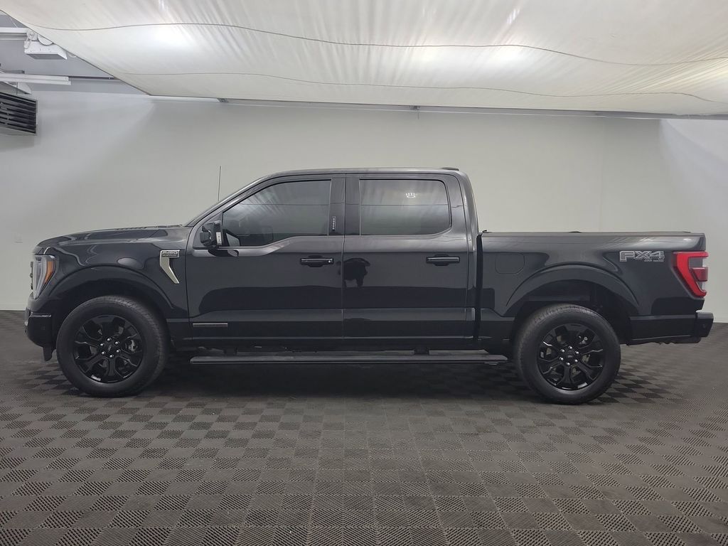2023 Ford F-150 Platinum photo 2