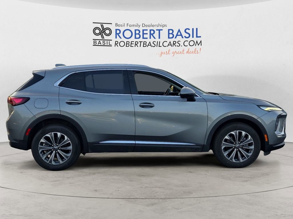 2025 Buick Envision Preferred photo 6