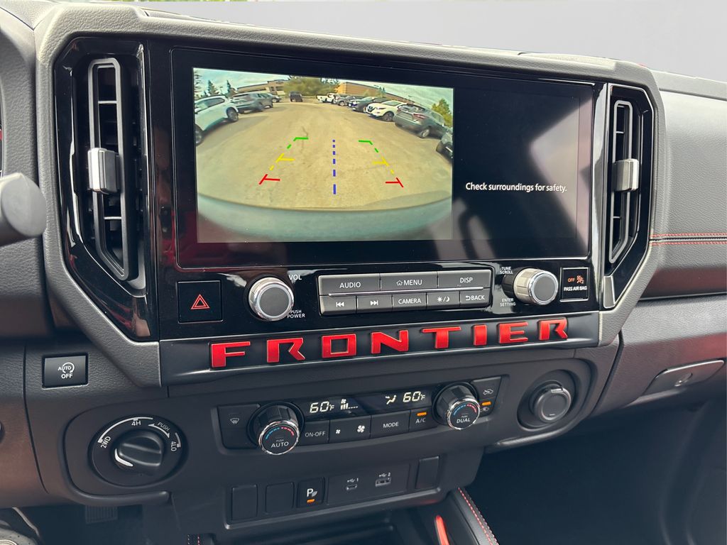 2025 Nissan Frontier PRO-4X photo 14