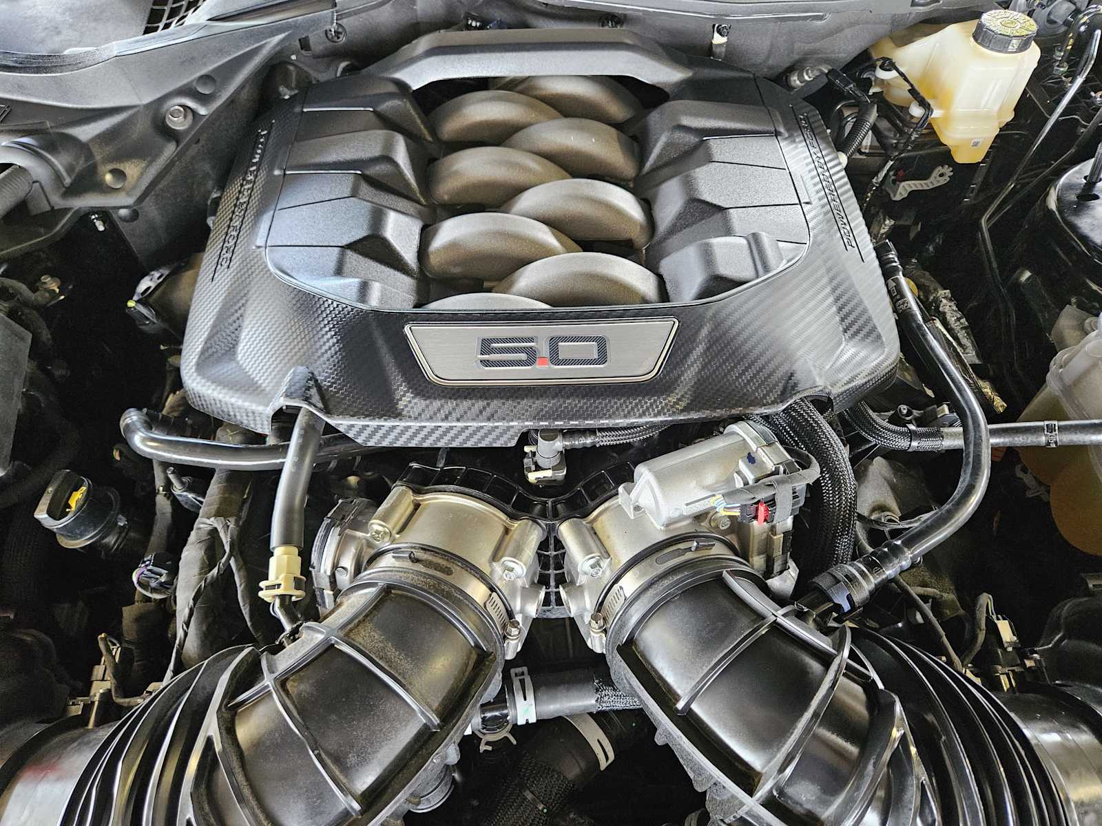 2024 Ford Mustang GT Premium photo 29
