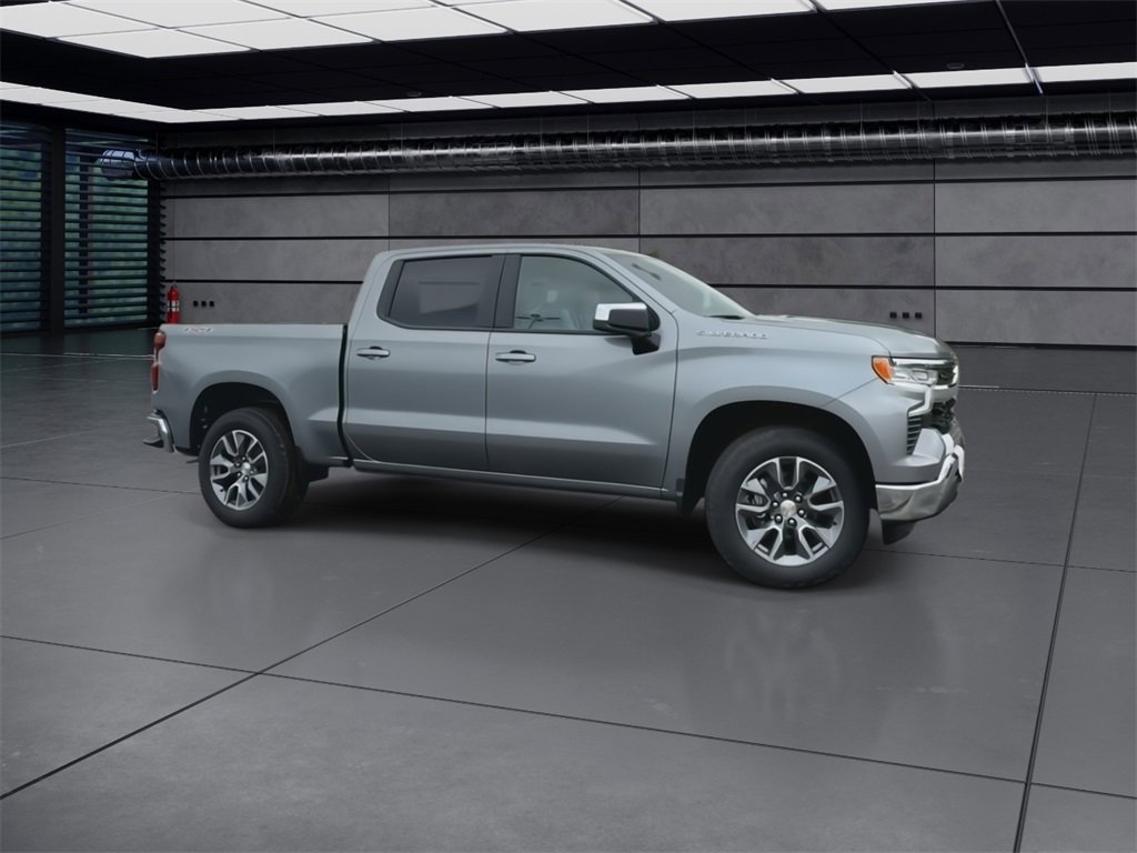 2026 Chevrolet Silverado LT photo 2