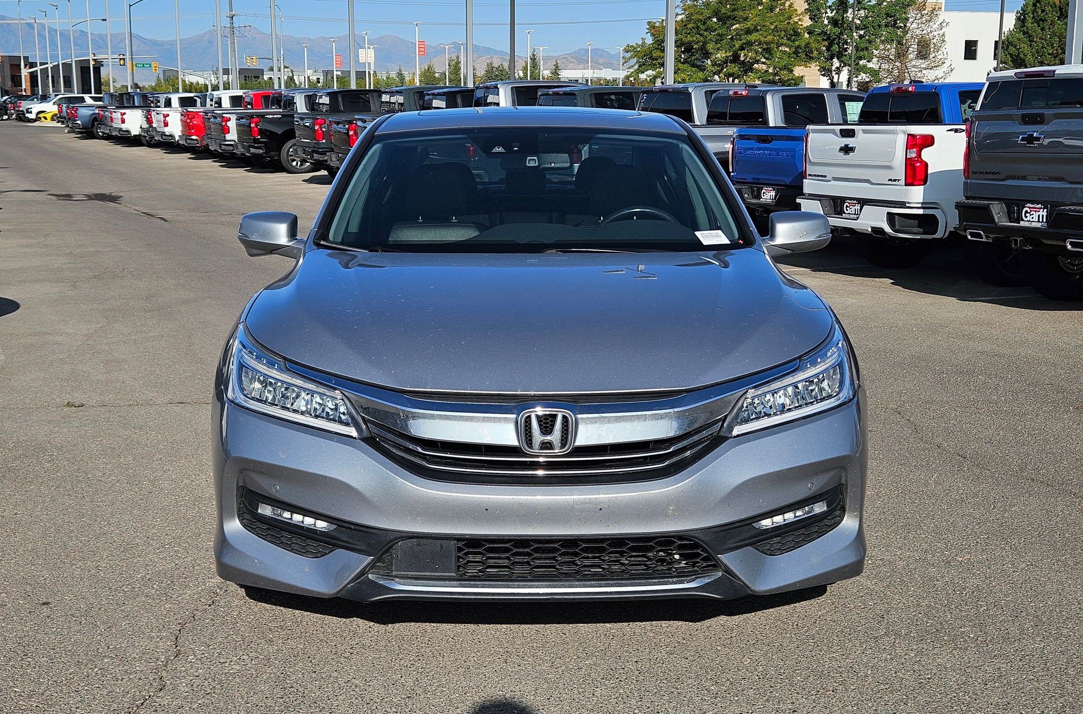 2017 Honda Accord Touring photo 8