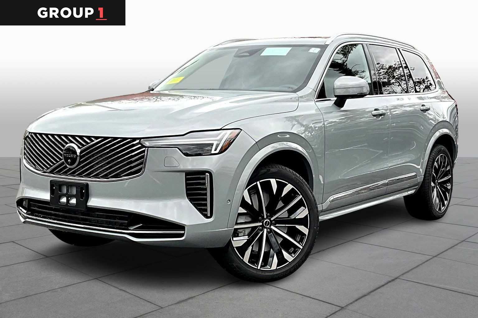 2026 Volvo XC90 Plus's photo