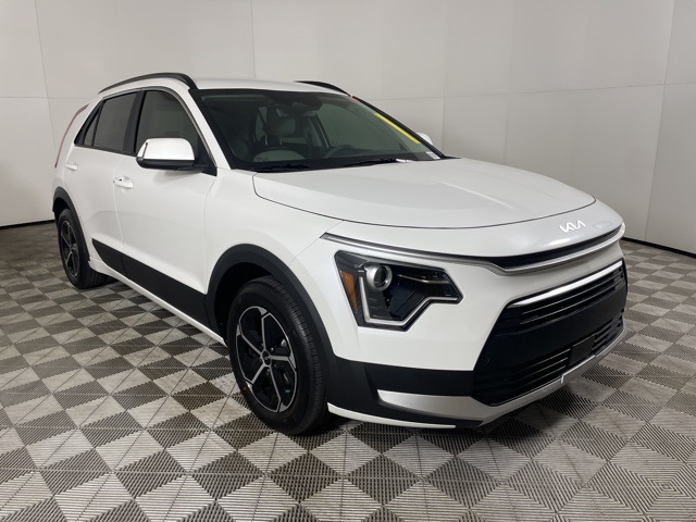 2025 Kia Niro EX photo 2