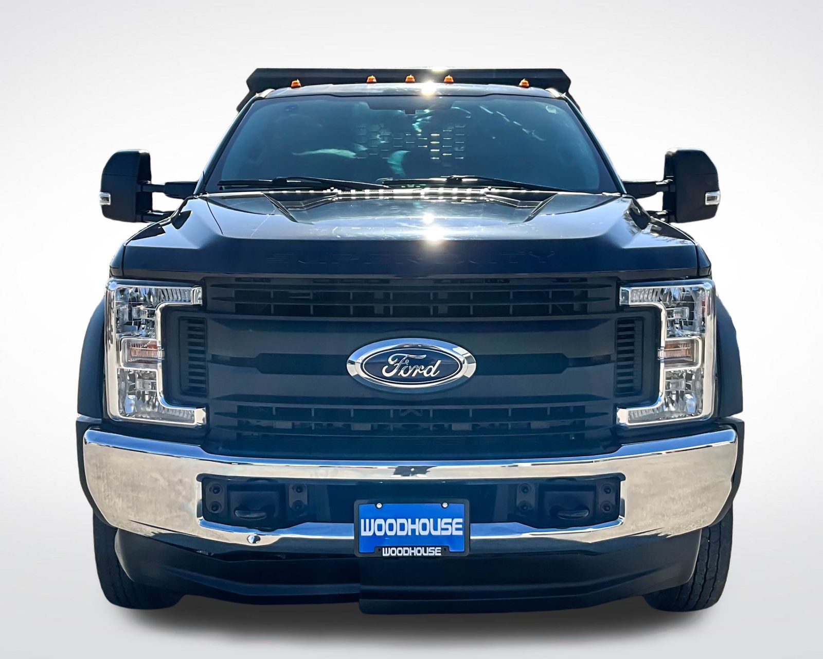 2019 Ford F-550 photo 2