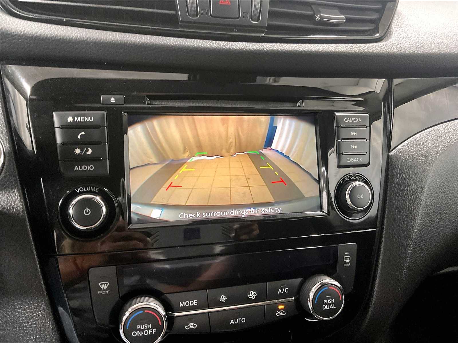 2019 Nissan Rogue Sport SV photo 19