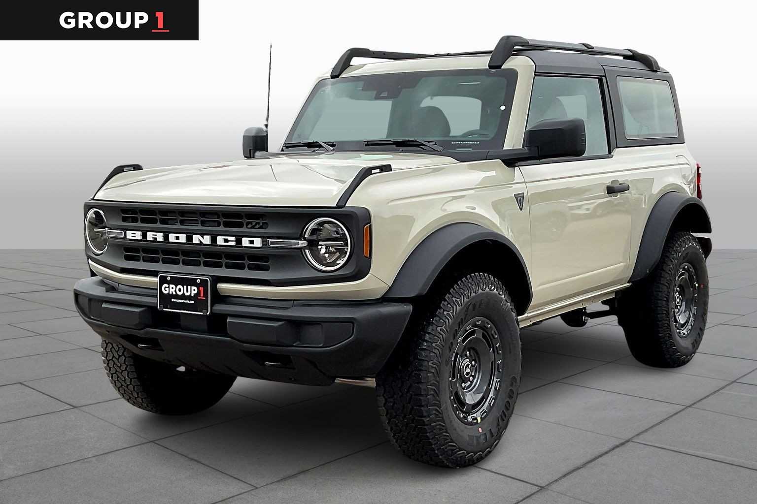 2025 Ford Bronco 2-Door Base's photo