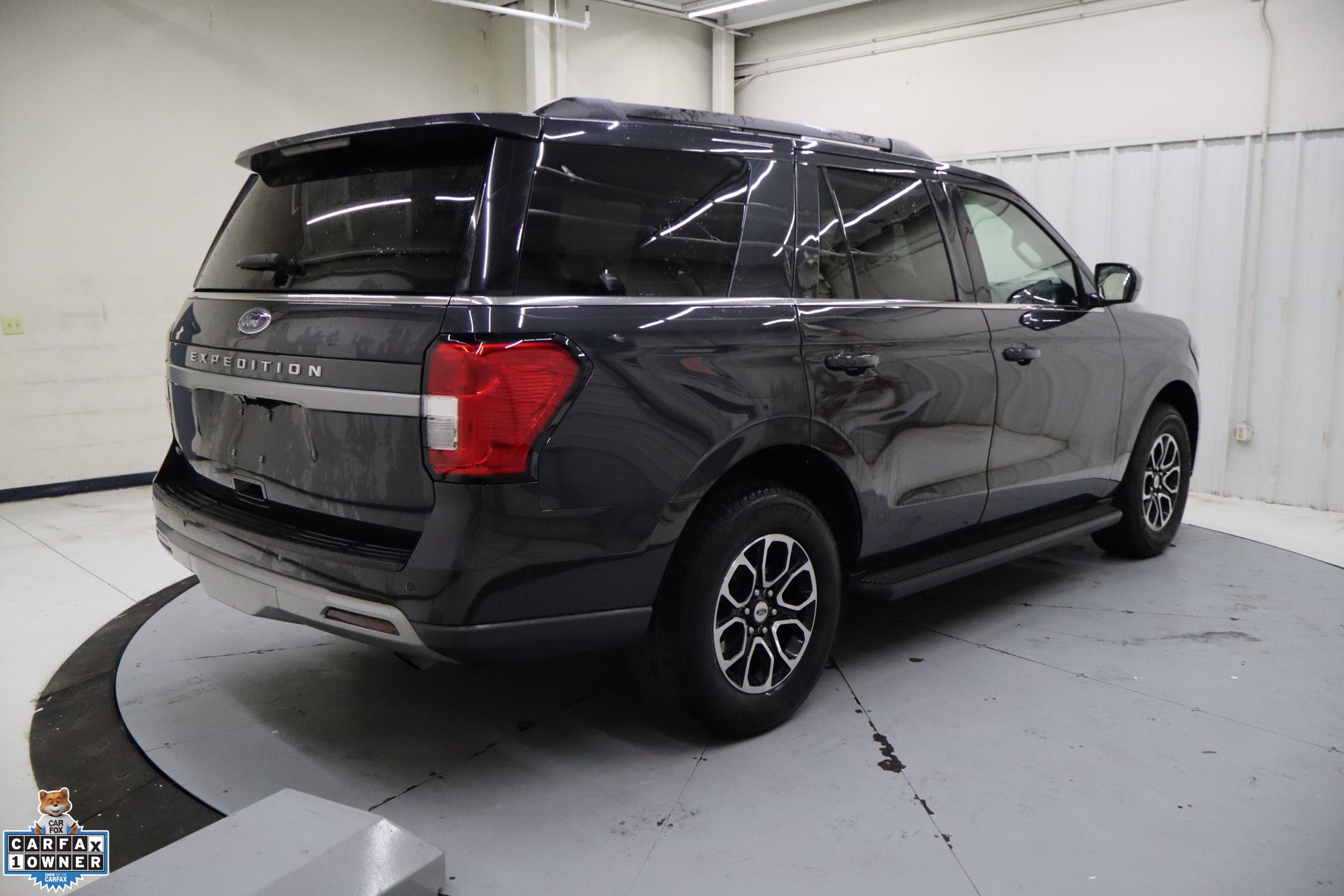 2024 Ford Expedition XLT photo 3