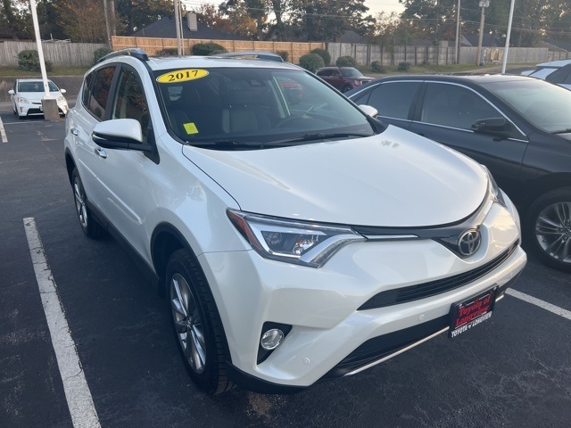 2019 Ford Escape Titanium's photo