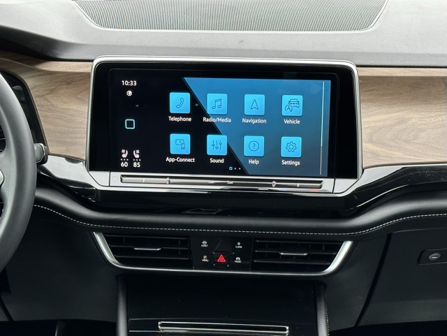 2024 Volkswagen Atlas SE Technology photo 6