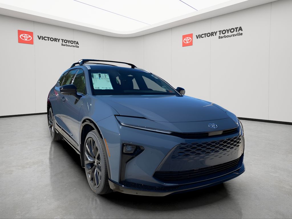 2025 Toyota Crown Signia Limited's photo