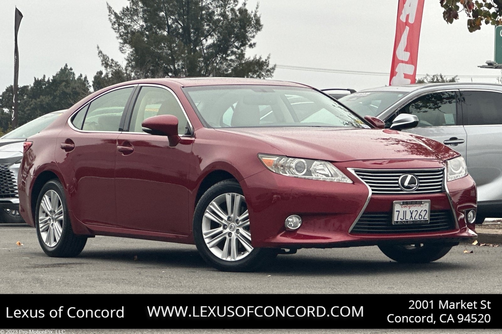 2014 Lexus ES 350's photo