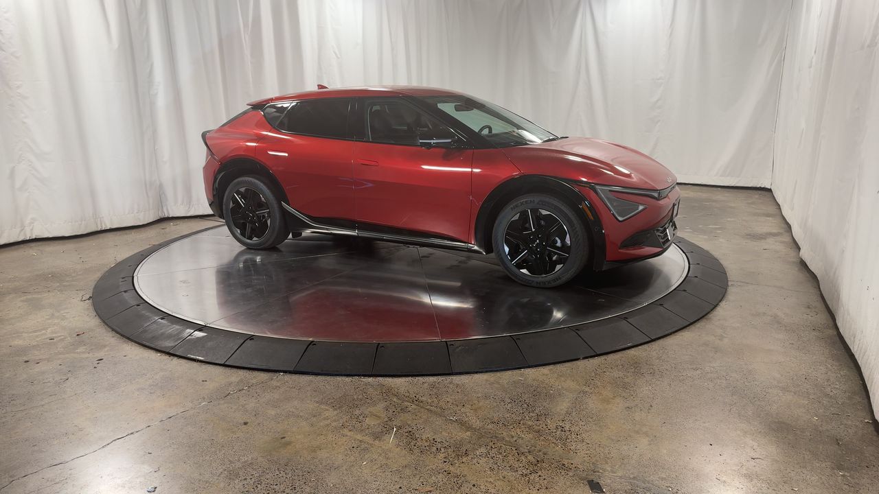 2025 Kia EV6 Wind photo 3