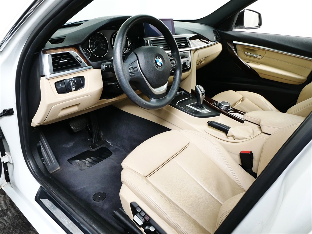 2017 Bmw 330i xDrive photo 4