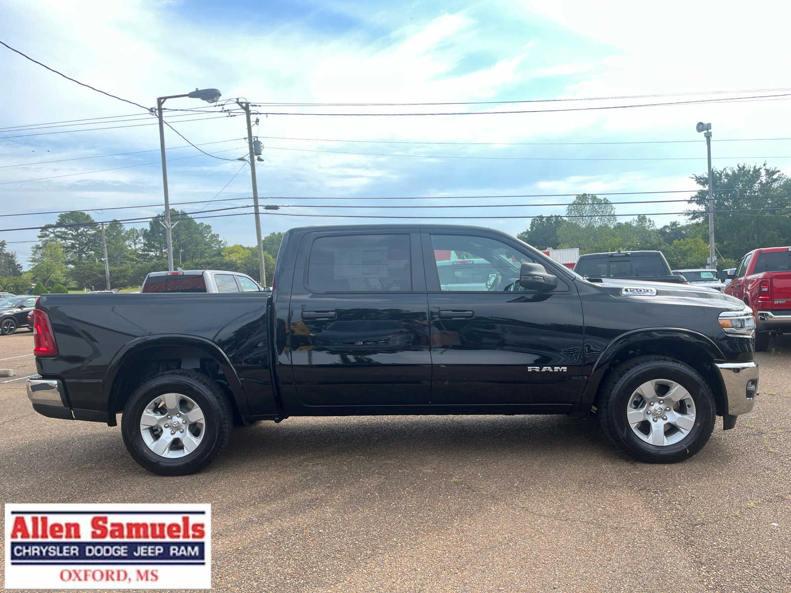 2025 Ram 1500 Big Horn photo 2