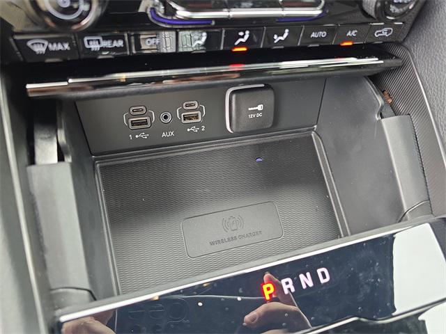 2025 Jeep Grand Cherokee Altitude photo 17