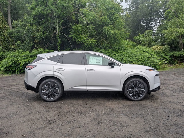 2025 Nissan Murano Platinum photo 2
