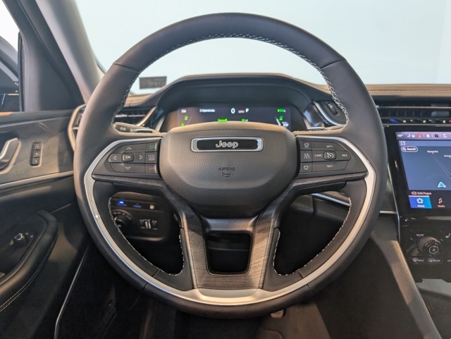 2022 Jeep Grand Cherokee Limited 4xe photo 17