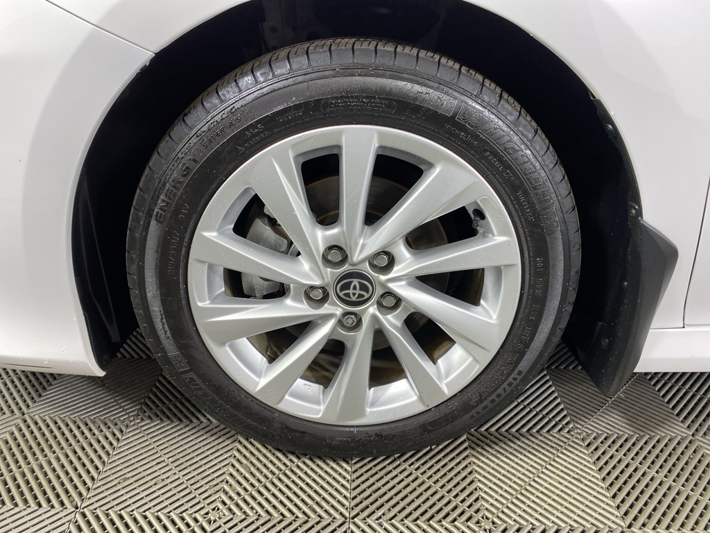 2024 Toyota Camry LE photo 10