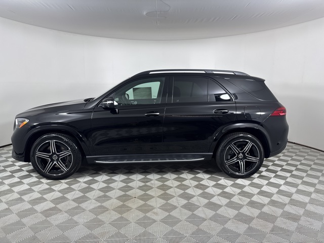 2026 Mercedes Benz GLE 450e 4MATIC photo 3