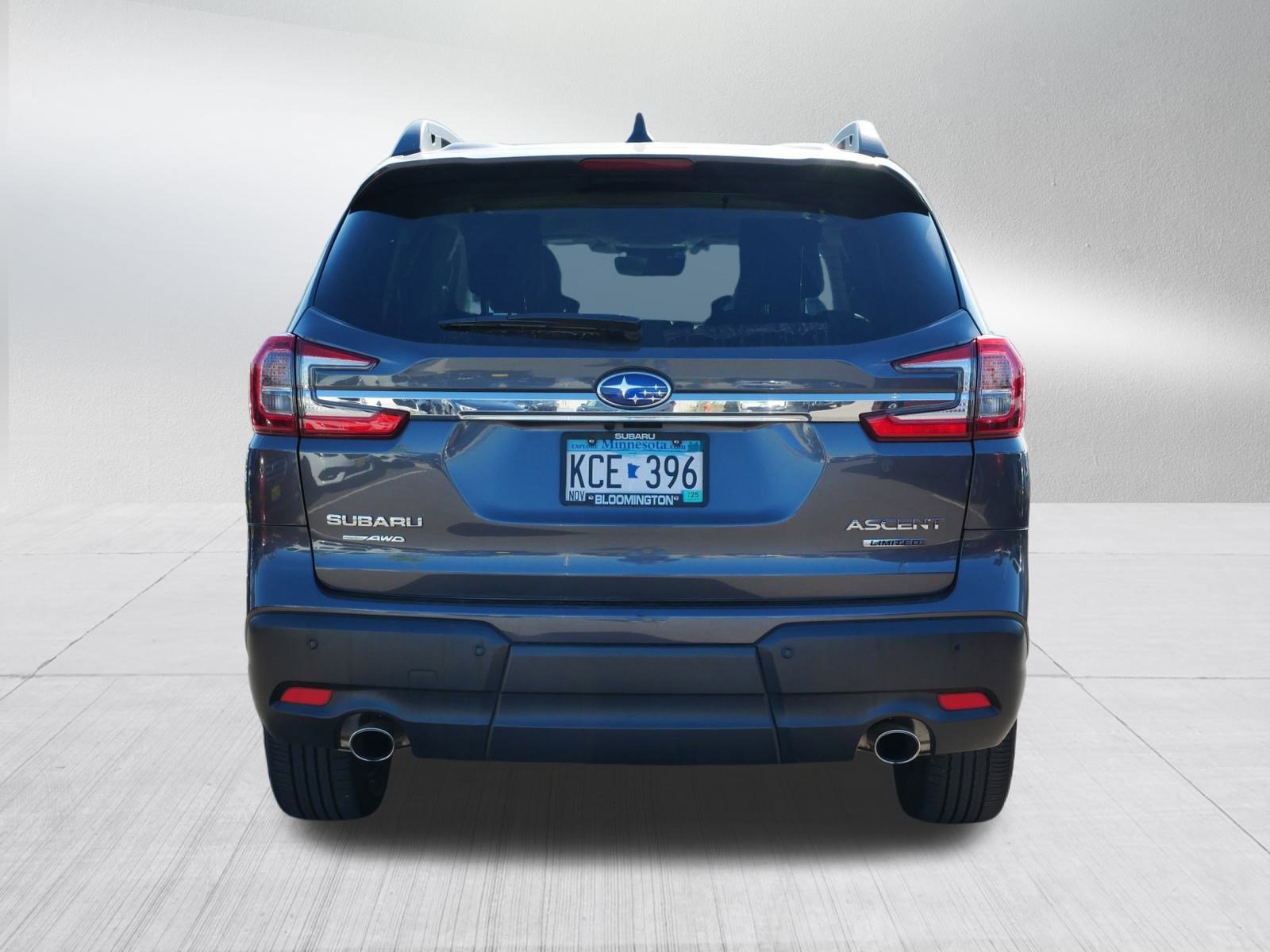 2023 Subaru Ascent Limited photo 4