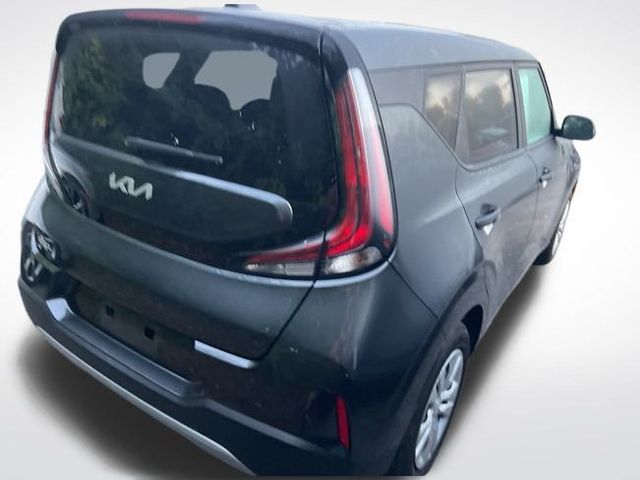 2024 Kia Soul LX photo 7