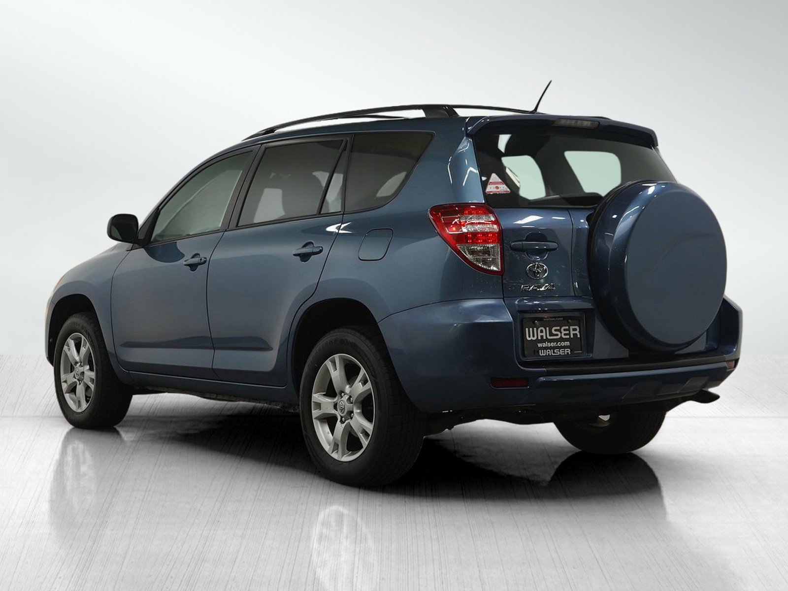 2011 Toyota RAV4 Base photo 2