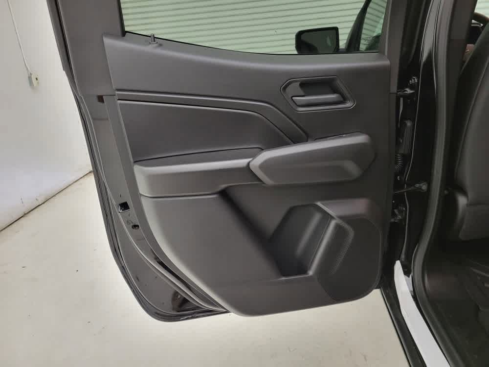 2026 Chevrolet Colorado Trail Boss photo 33
