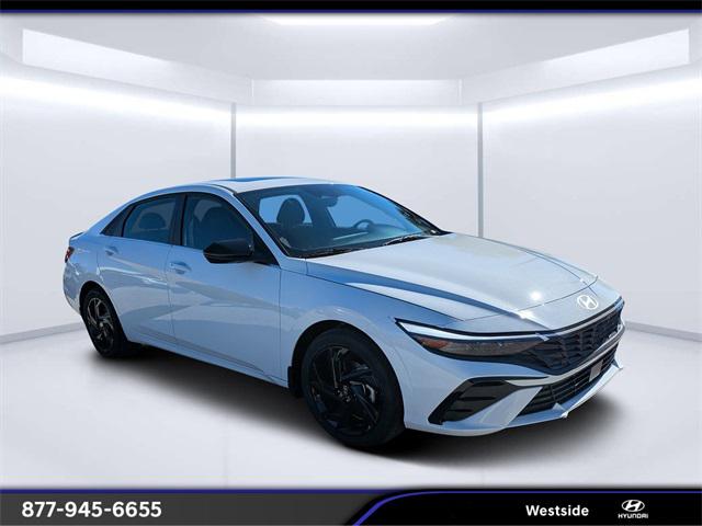 2026 Hyundai Elantra SEL's photo
