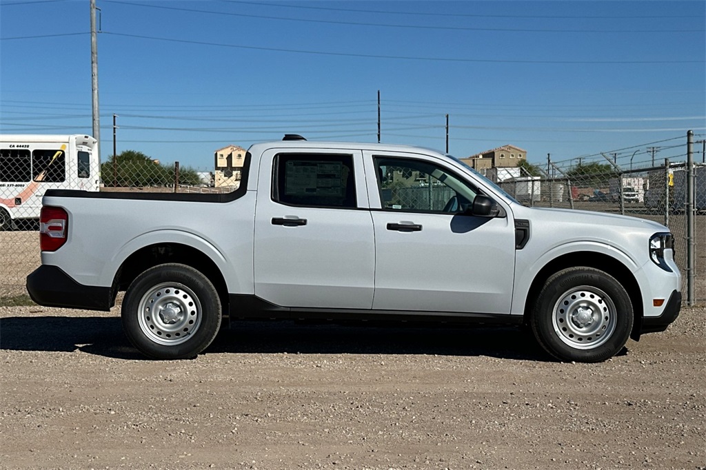 2025 Ford Maverick XL photo 3