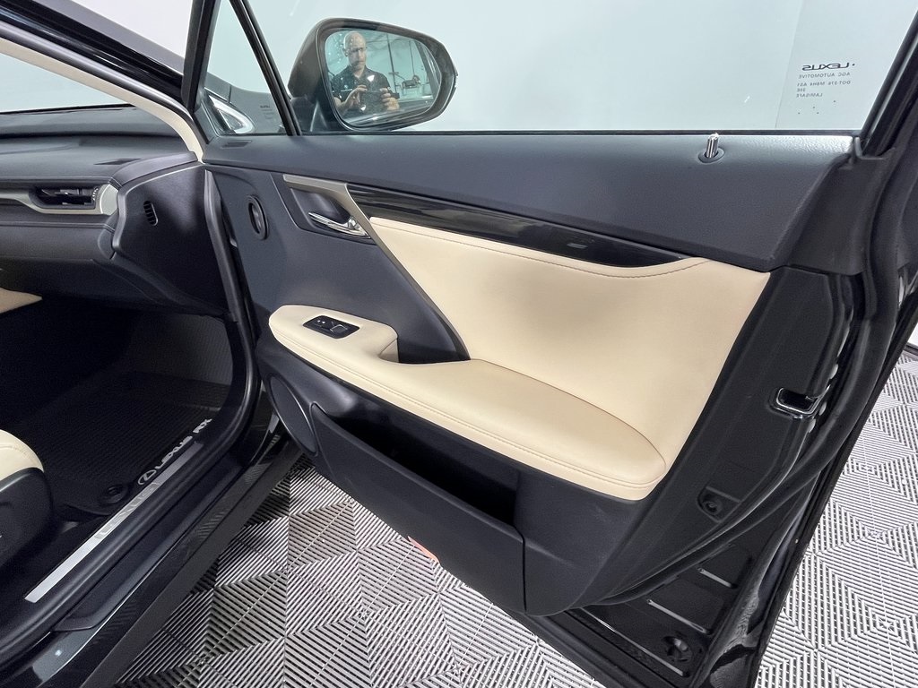 2021 Lexus RX 350 photo 15