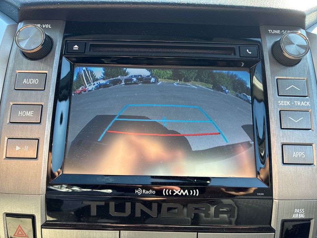 2018 Toyota Tundra SR5 photo 12