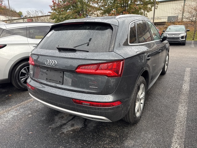 2020 Audi Q5 45 Premium Plus photo 4